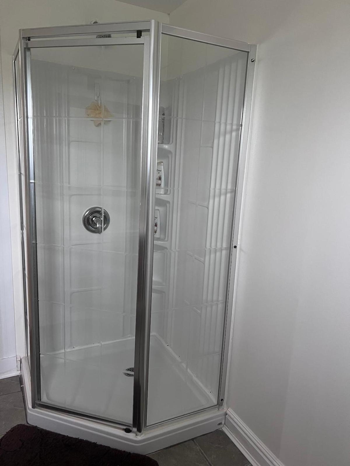 Central Halifax One Bedroom Apartment In Clayton Park 外观 照片